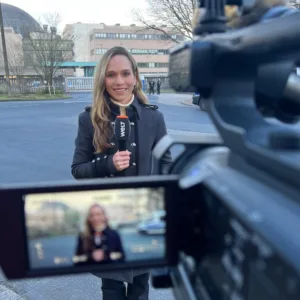 WELT Moderation mit Ilka Groenewold Reporterin TV