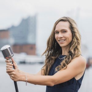 Digitalisierung Moderatorin Ilka Groenewold/ Fotograf: Andreas Schmitt