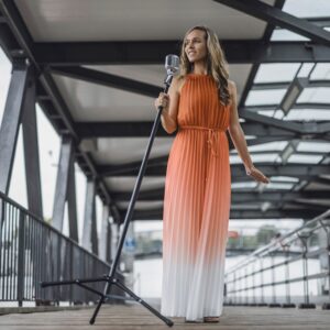 Moderatorin und Saengerin Ilka Groenewold / Fotograf: Andreas Schmitt