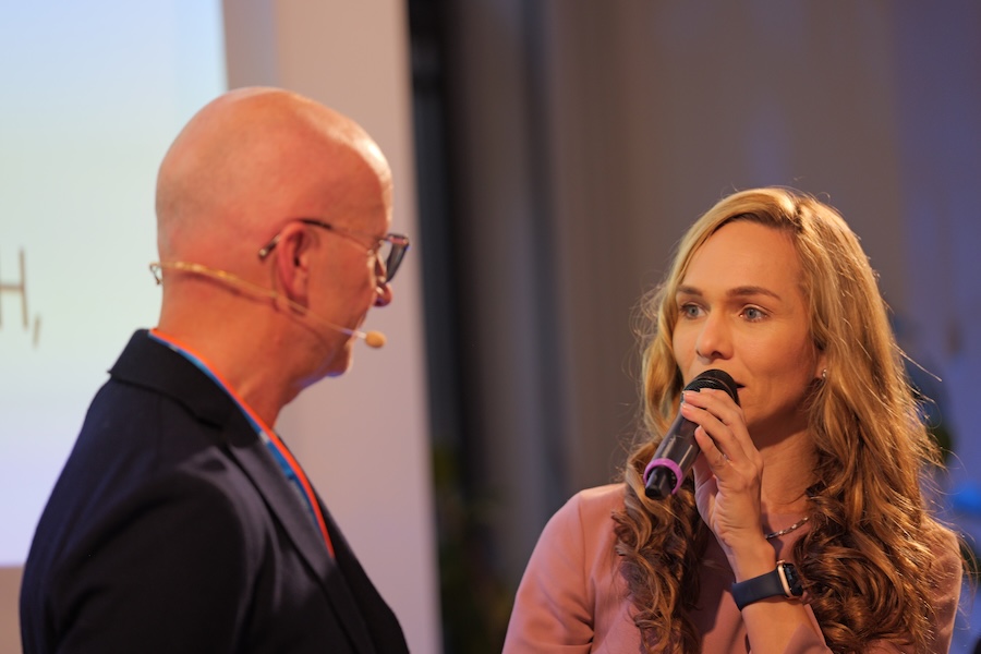 Sparda Banking Summit Moderatorin Ilka Groenewold Berlin Moderation